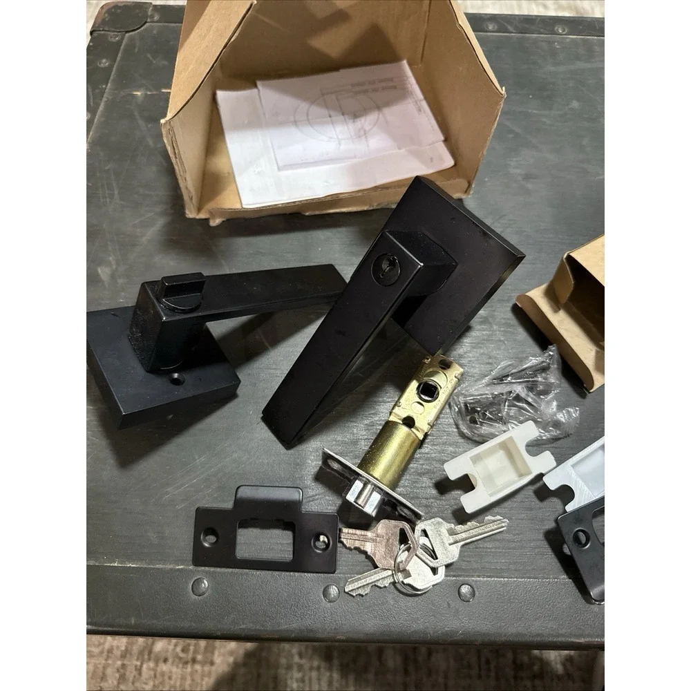 Probrico 1 Pack Matte Black Entrance Door Lever Doorknobs Door‎ Lock Three Keys